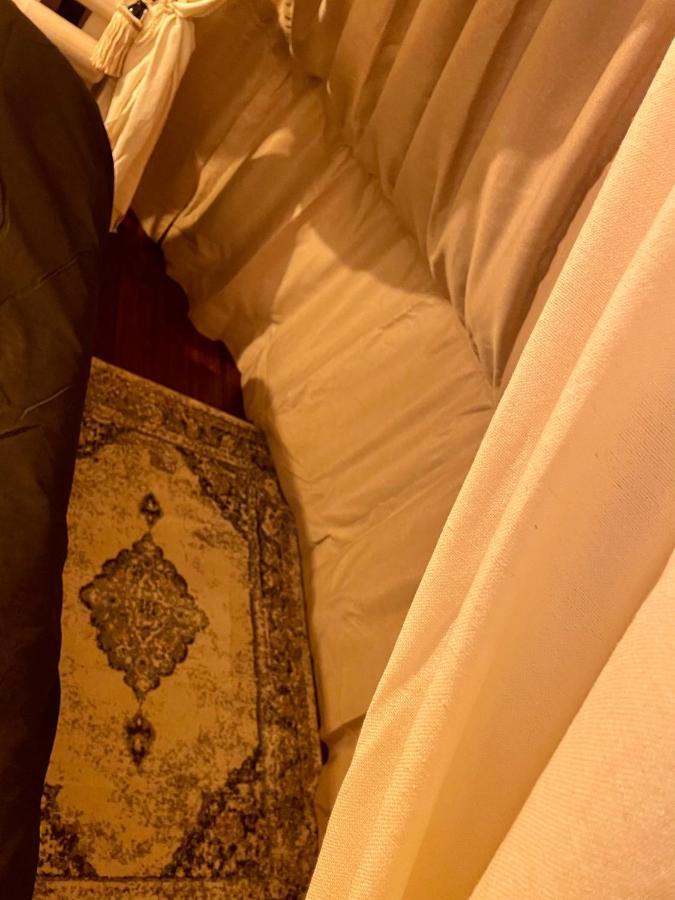 ホテル La Bulle Des Coucous サンティレール・ド・リエ エクステリア 写真