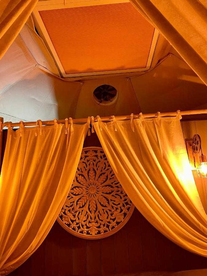 ホテル La Bulle Des Coucous サンティレール・ド・リエ エクステリア 写真